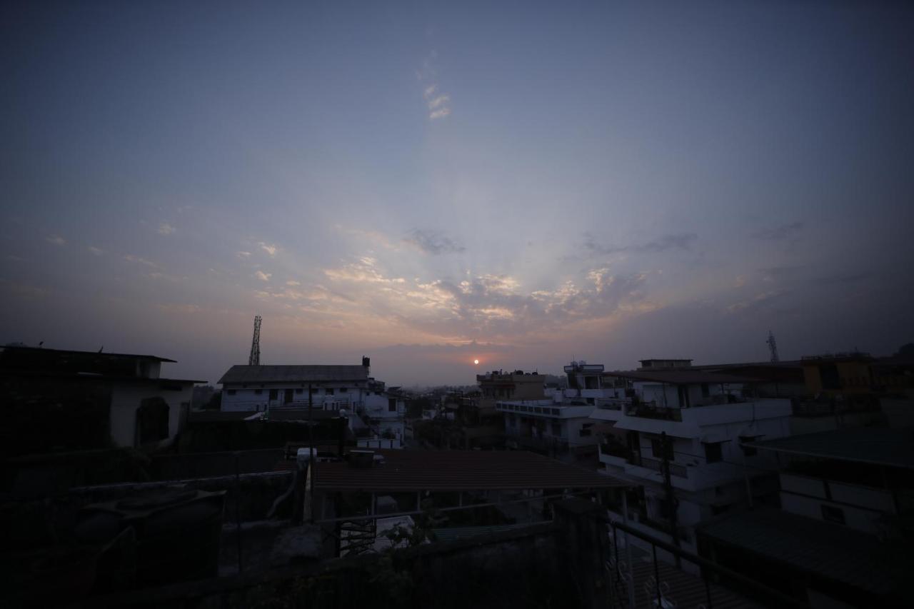 The Location, A Penthouse Hotell Dehradun Exteriör bild